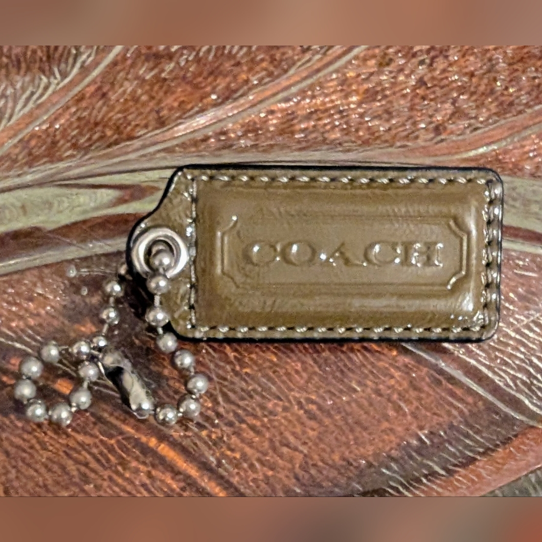 Coach Patent Leather Olive Green Hang Tag Coach Patent Leather Olive Green Hang Tag
